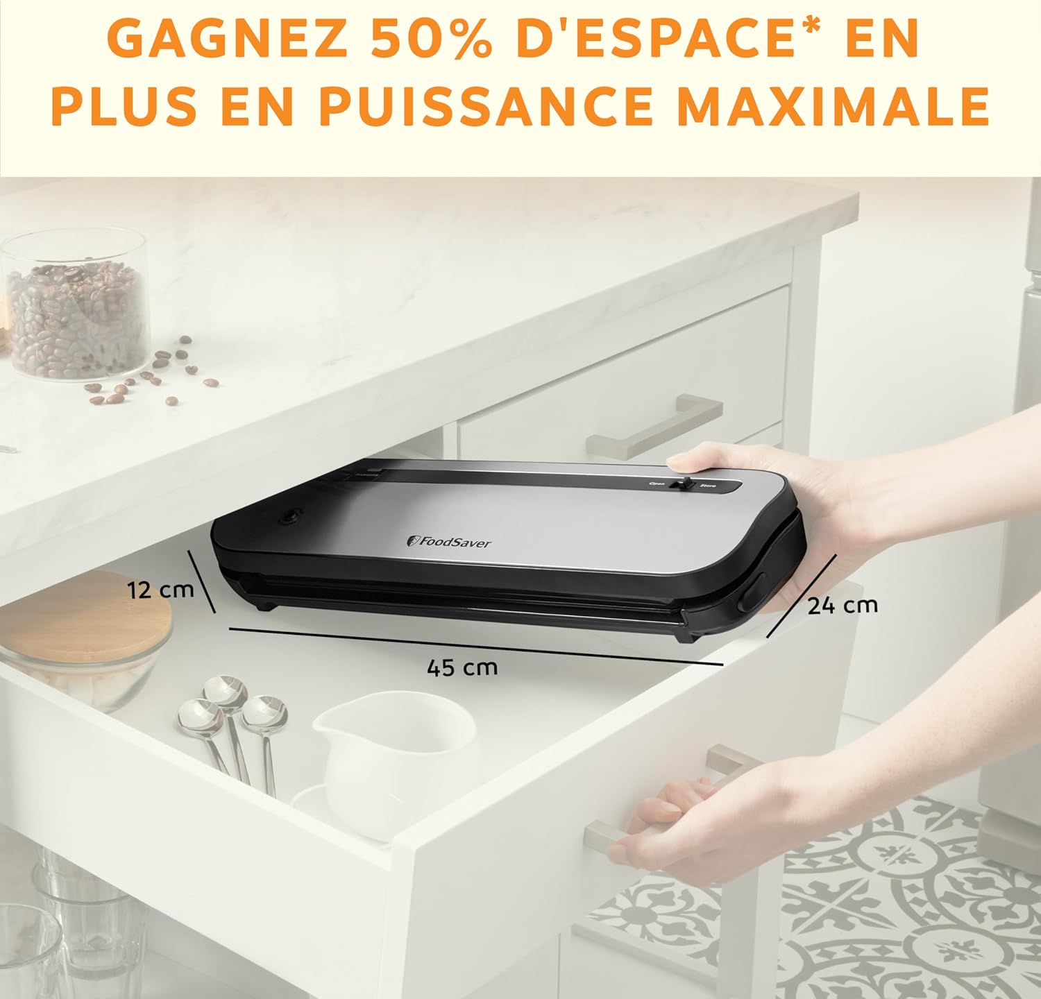 FoodSaver FFS005X Machine sous Vide avec Compartiment de Rangement pour Rouleau et Cutter, Fonction Pulse pour Aliments Fragiles, Inclus Accessoires et Sacs de Mise sous Vide Assortis